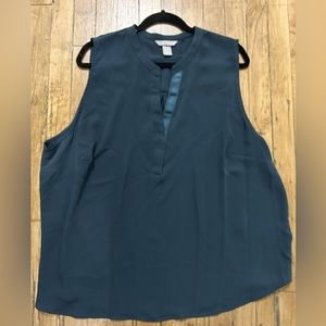 Women’s sleeveless blouse